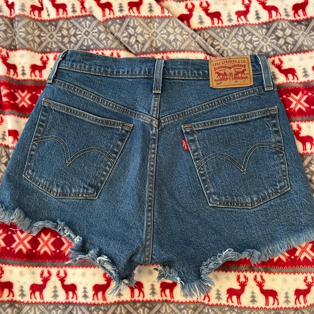 Levi jean shorts